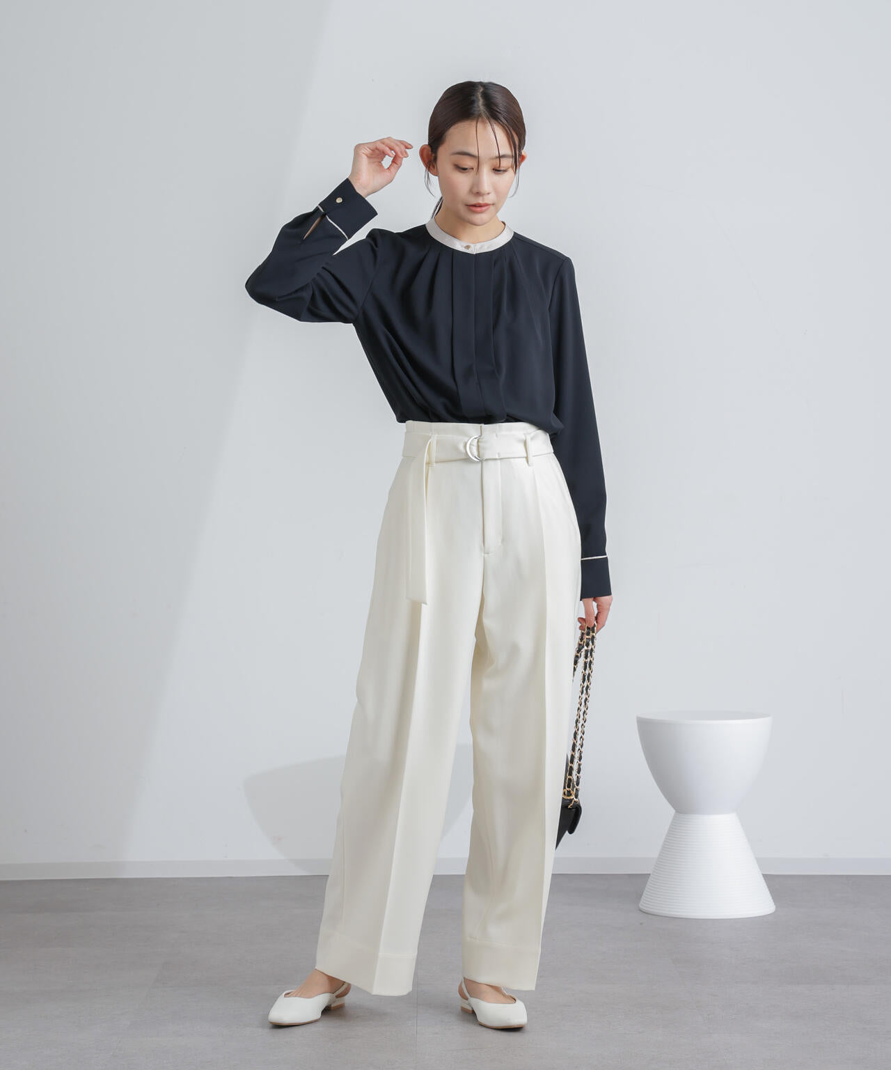 スタンド バイカラー ジョーゼット タック ブラウス