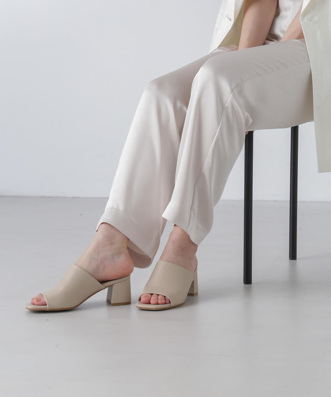 チャンキー ヒール サンダル