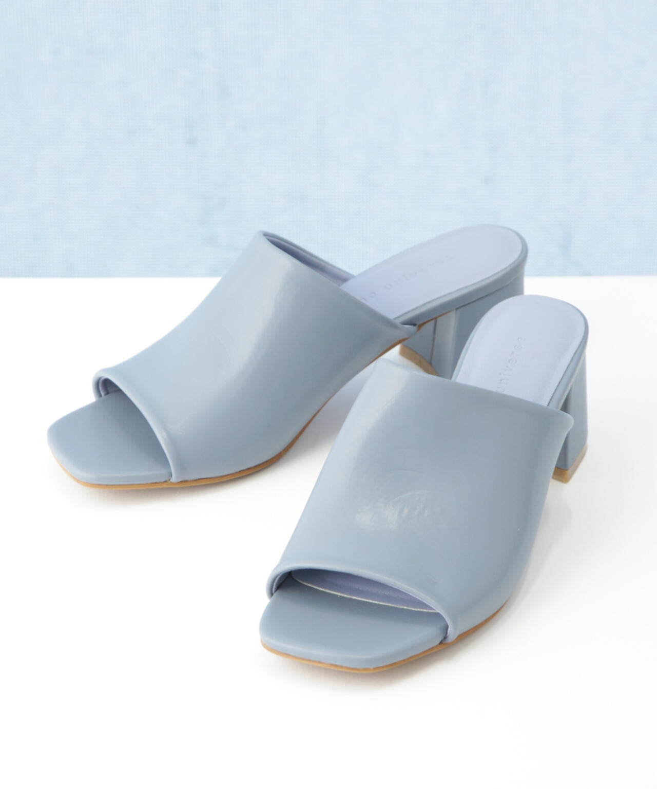 チャンキー ヒール サンダル