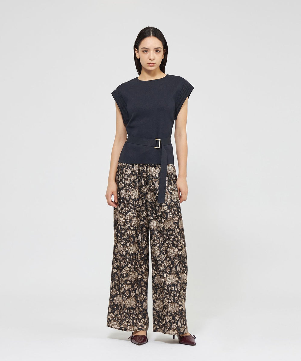 VERY NaVY2025年6月号掲載】フラワーサラササテン タックギャザー