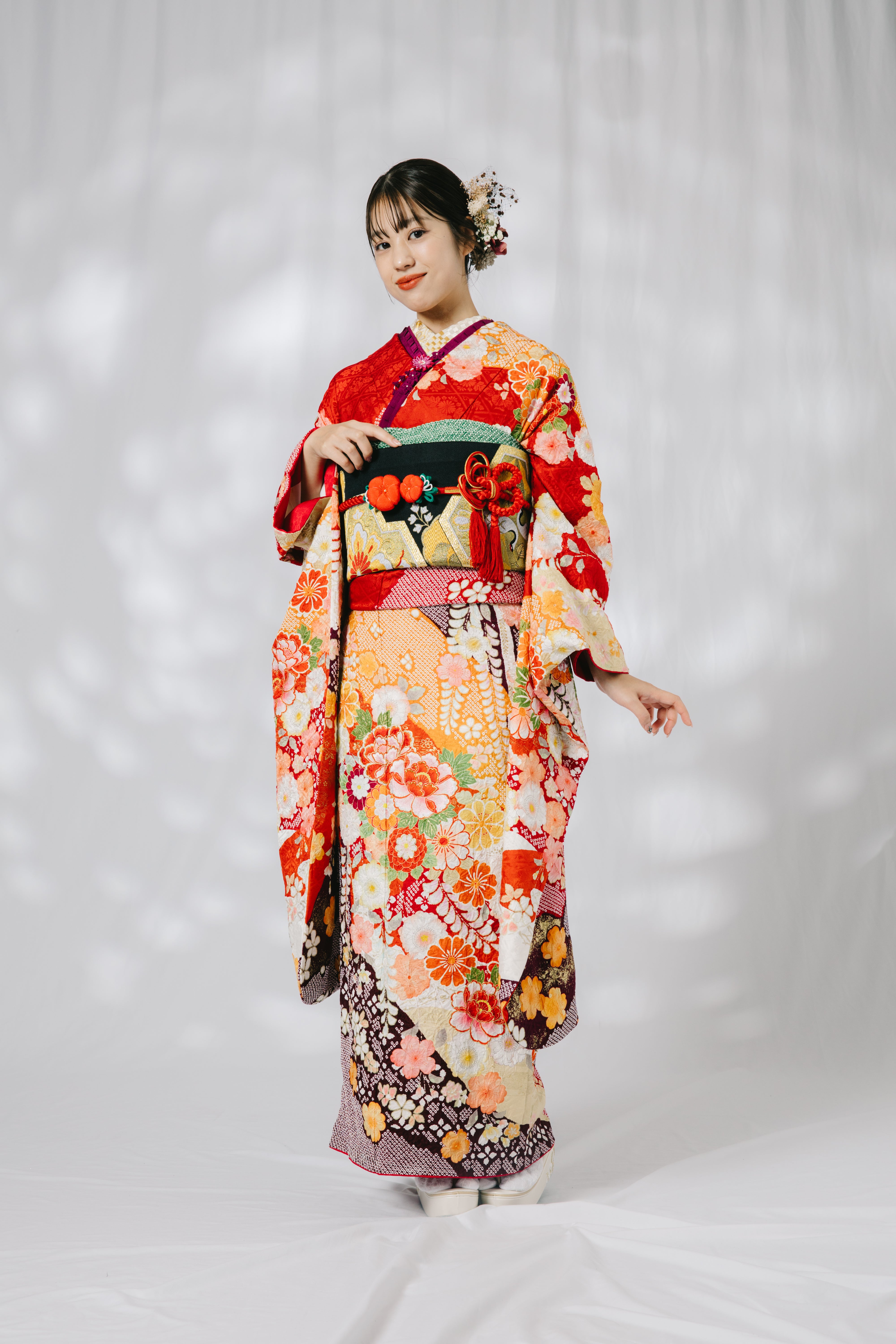 赤絞り 牡丹 菊 辻が花 正絹振袖【503】 – SAKURA TOKYO