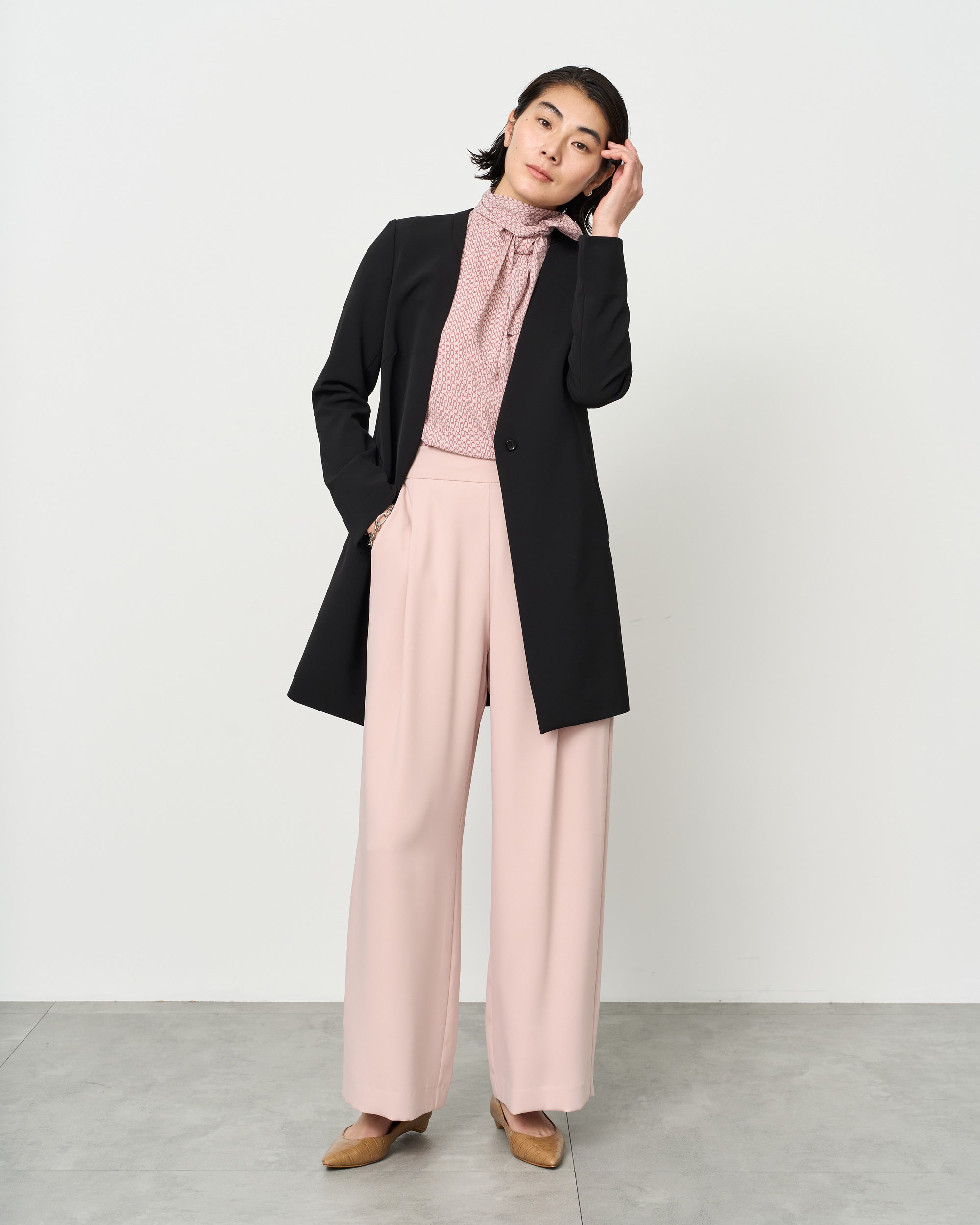 ストレッチファインロングノーカラージャケット - SOÉJU online store