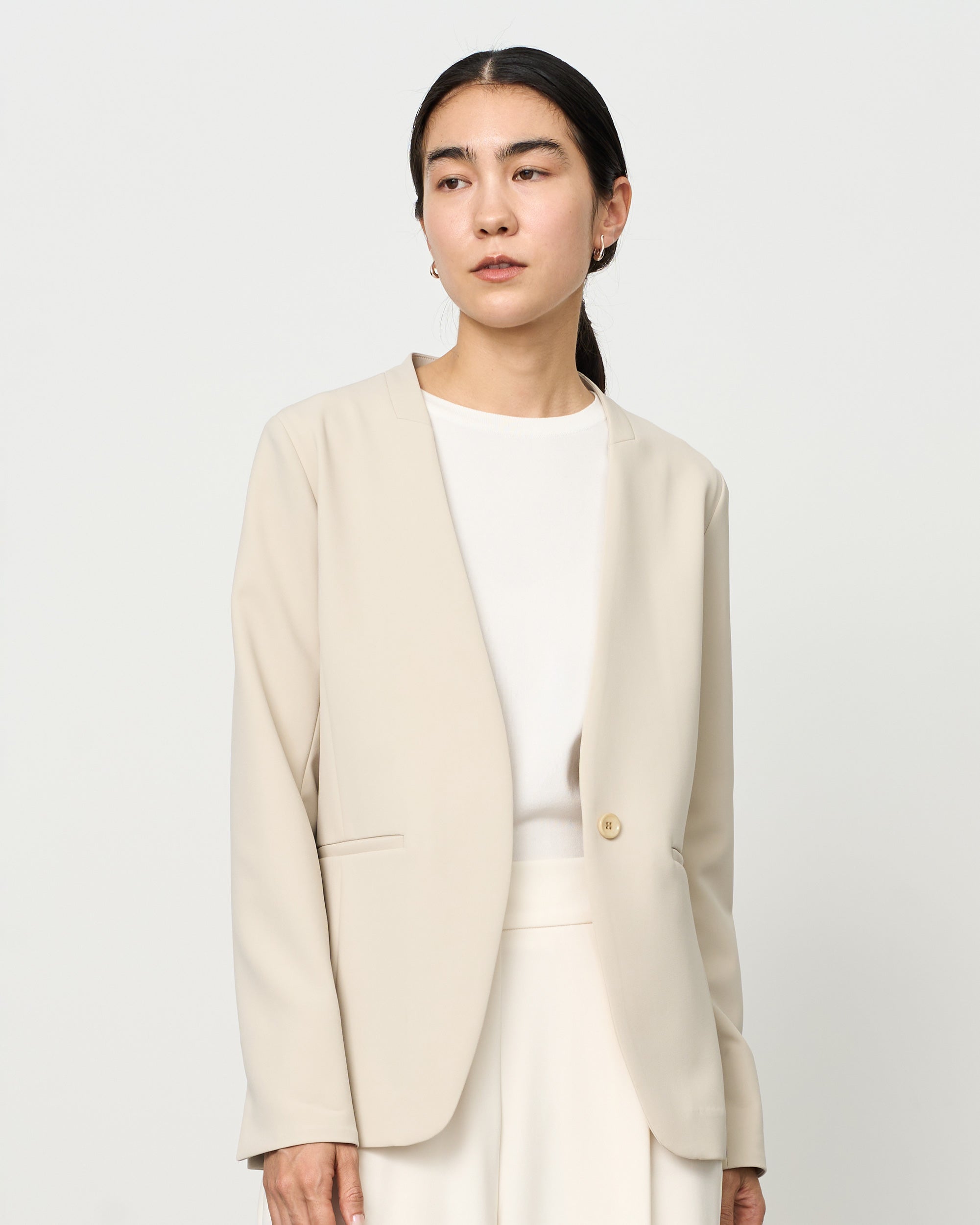 ストレッチファインノーカラージャケット - SOÉJU online store｜上質