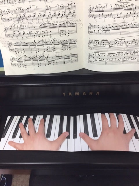 反田恭平さん ピアノリサイタル サイン会 のまき | モモまんあい