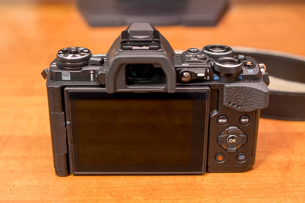 オリンパス「OM-D E-M5 MARK II」を購入 | あかりんの模型部屋