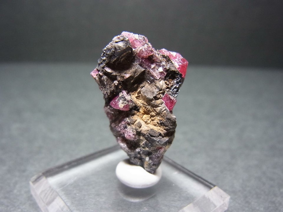 パイロクスマンガン鉱 愛知県 田口鉱山産 | キジの部屋 鉱物と鳥見