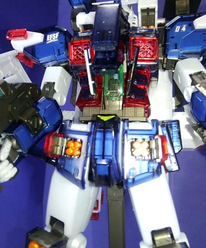 フルアーマーガンダム ハーフメカニカルクリア 出来上がりィ