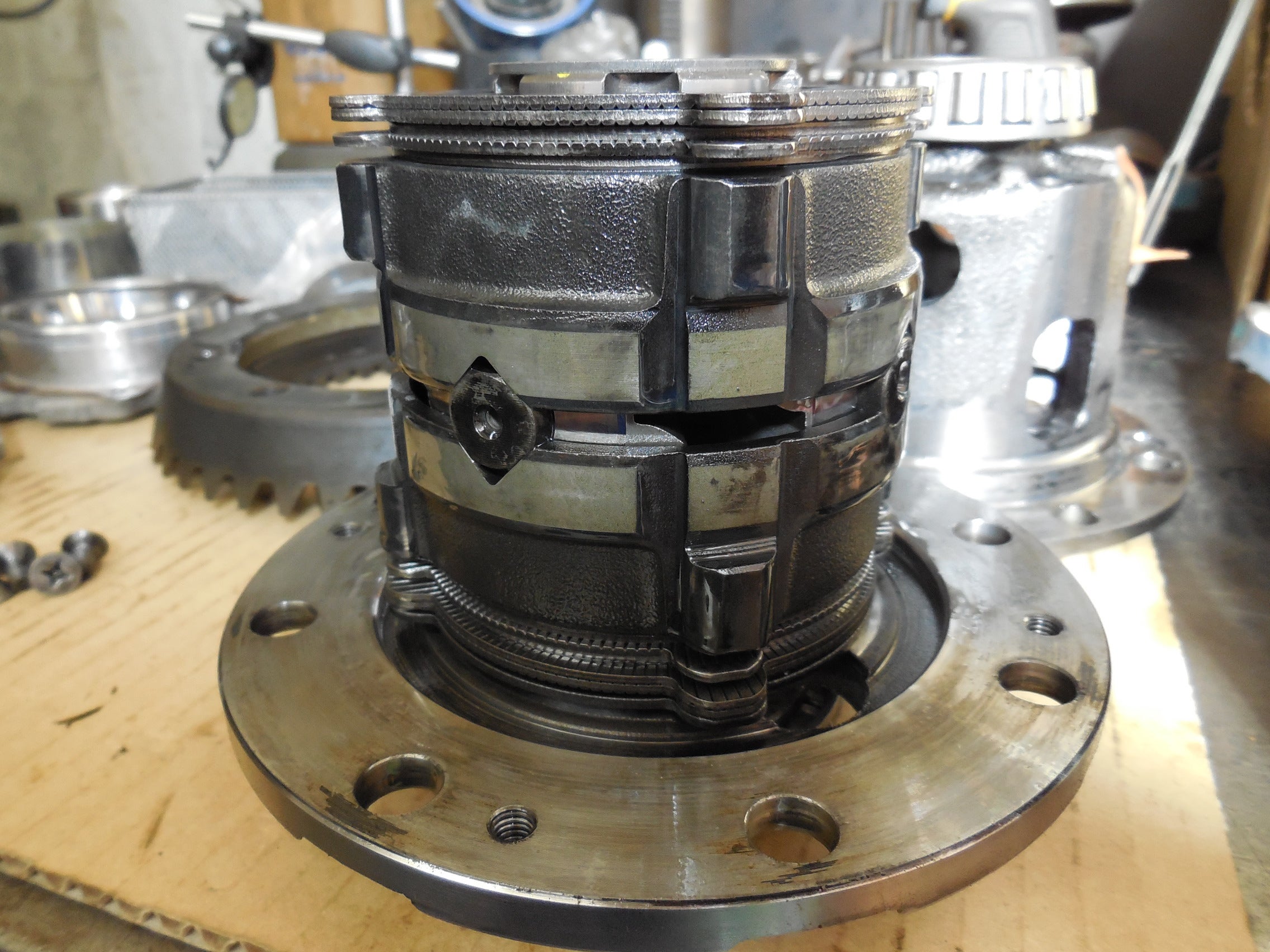 GC8 純正機械式LSD | スバル専門店 KITserviceの日常