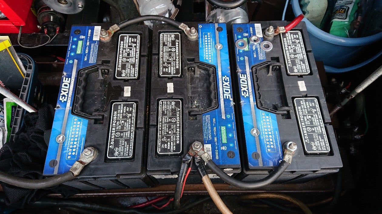 ローライダー ハイドロバッテリー充電 | FAR EAST RIDER