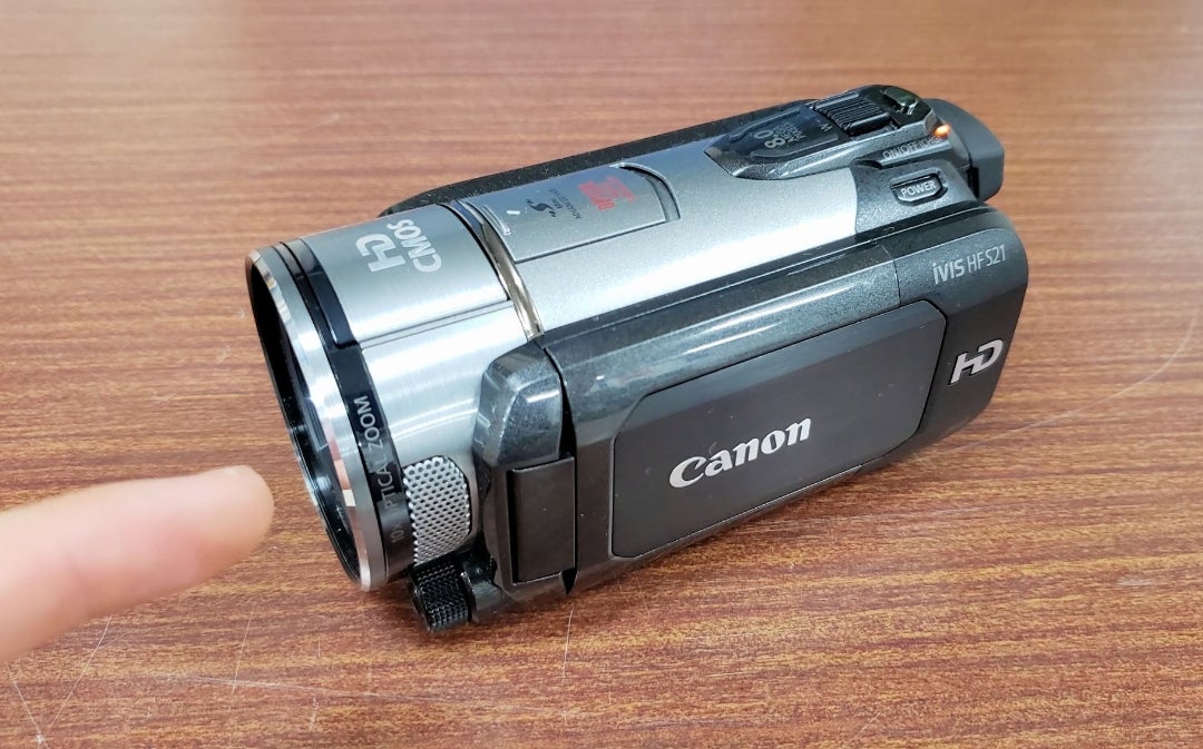 フルHD ビデオカメラ Canon ivis HF S10 Canon デジタルビデオカメラ