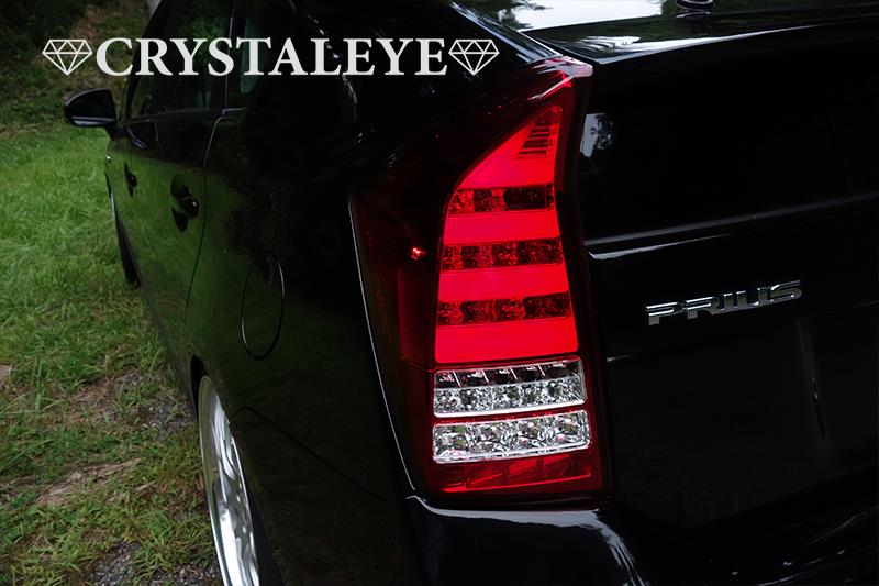 30系プリウスのリアビューをワイド＆ローな印象に変えるスタイルアップ