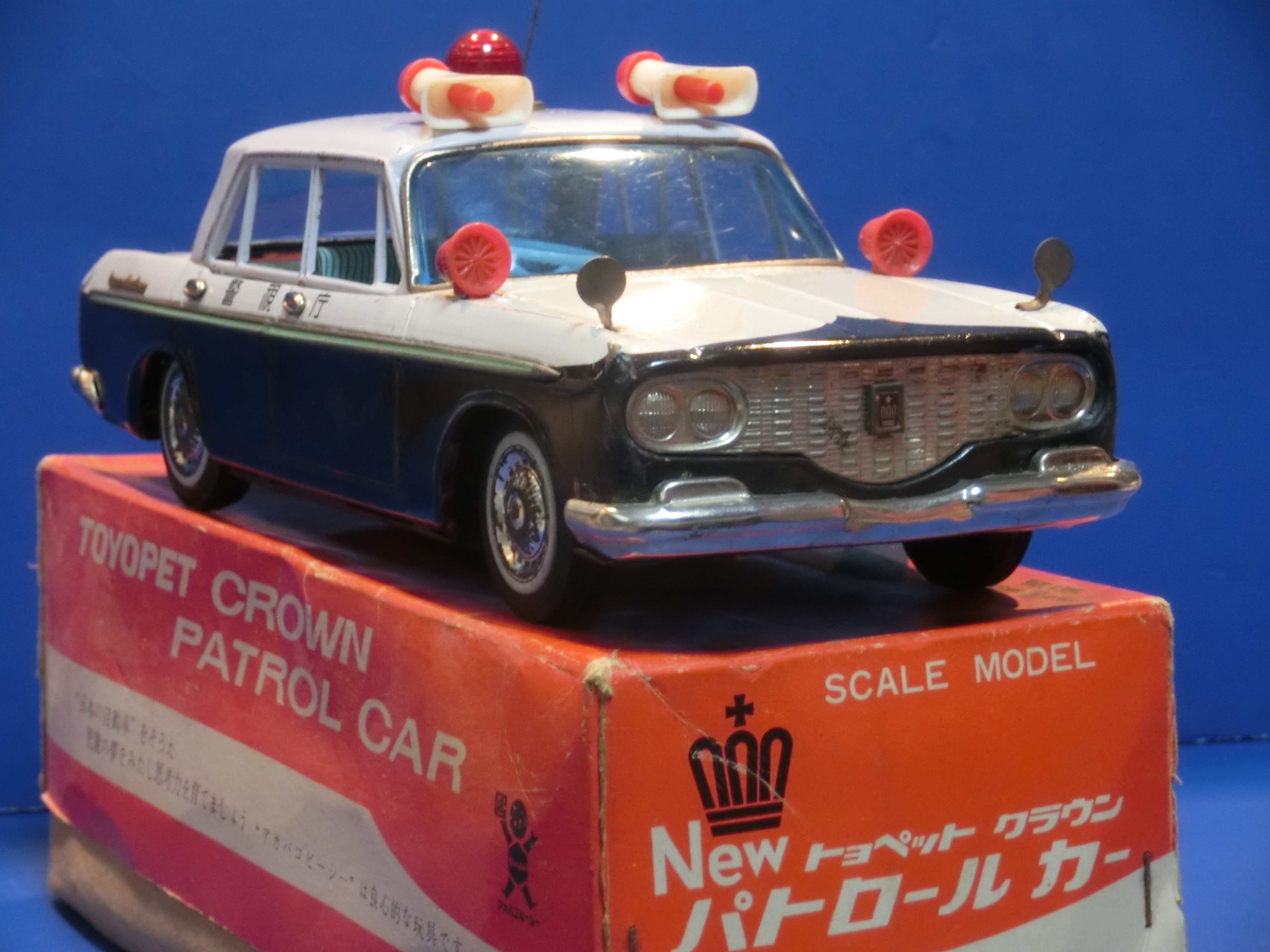 ☆バンダイ1963年クラウン警視庁パトカー ～ ブリキ自動車コレクション