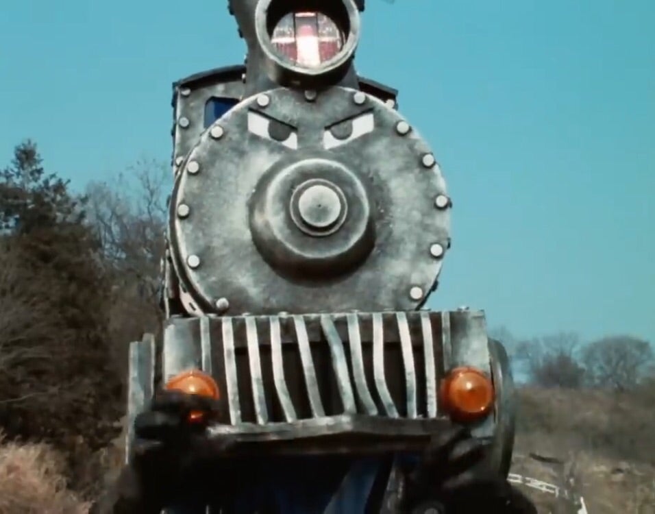 機関車仮面 | やすのﾌﾞﾛｸﾞ