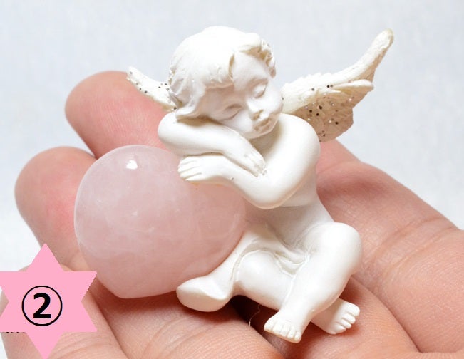 可愛い天使 エンジェルちゃん 置物 ハート型ローズクォーツつき | 霊感
