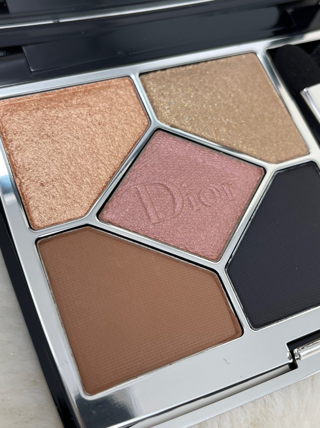 DIOR♥️伊勢丹新宿限定サンクク569 ゴールデンデイ スオッチ | Dr