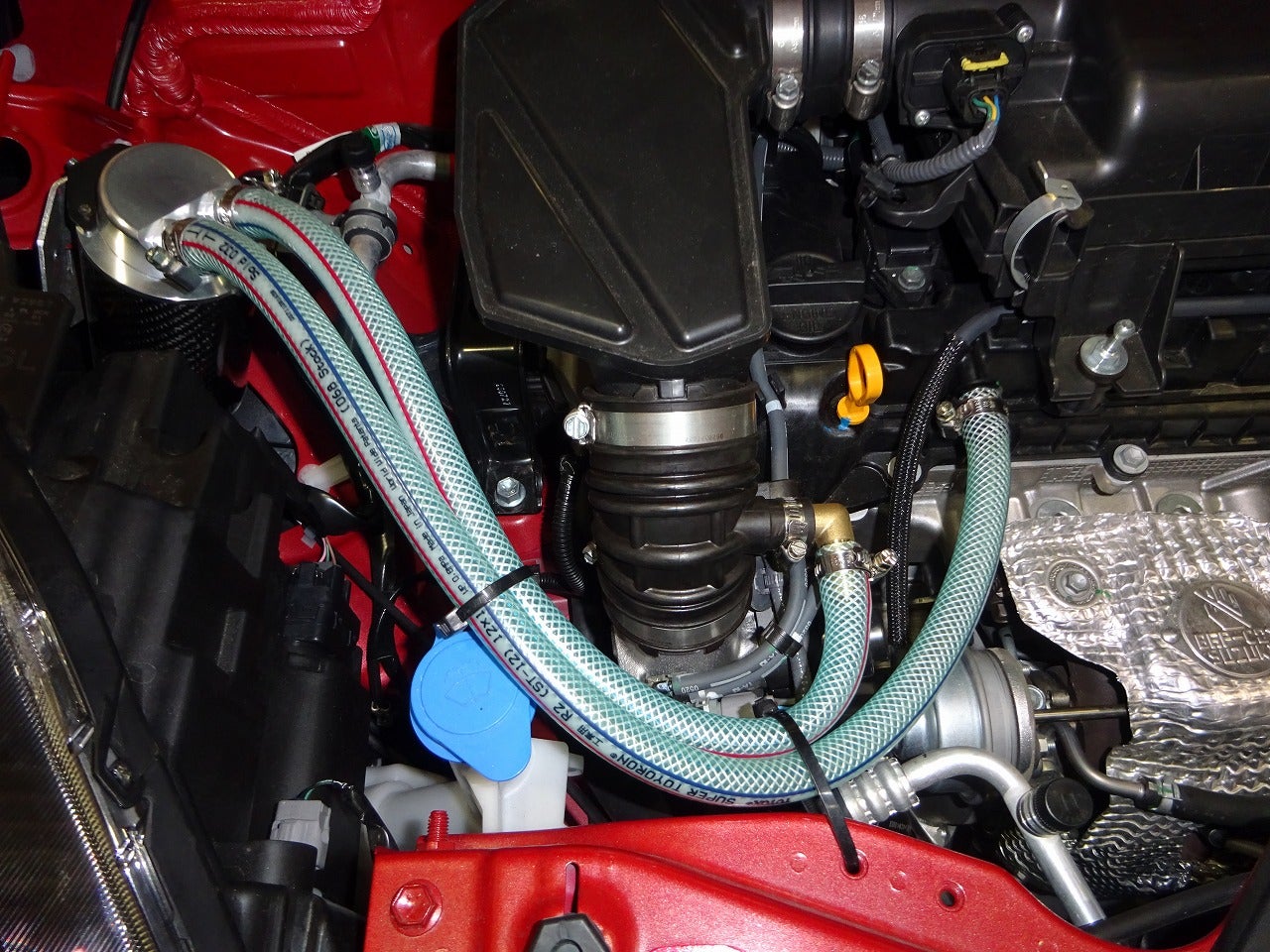 ZC33Sスイフトスポーツ用 RRPリアルカーボンオイルキャッチタンクが