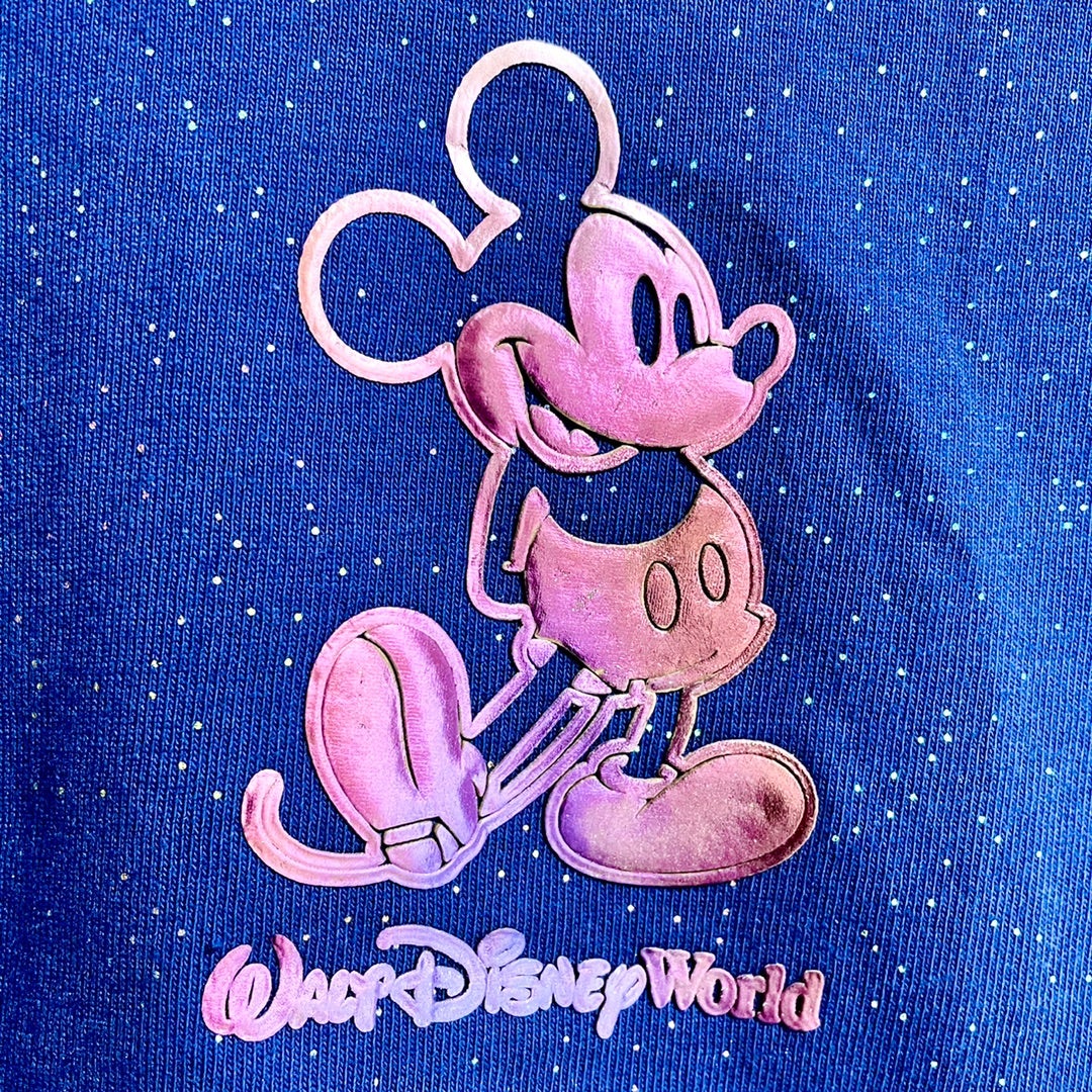 WDW50周年のスピリットジャージ(スピジャ)のサイズ感とピンと香港