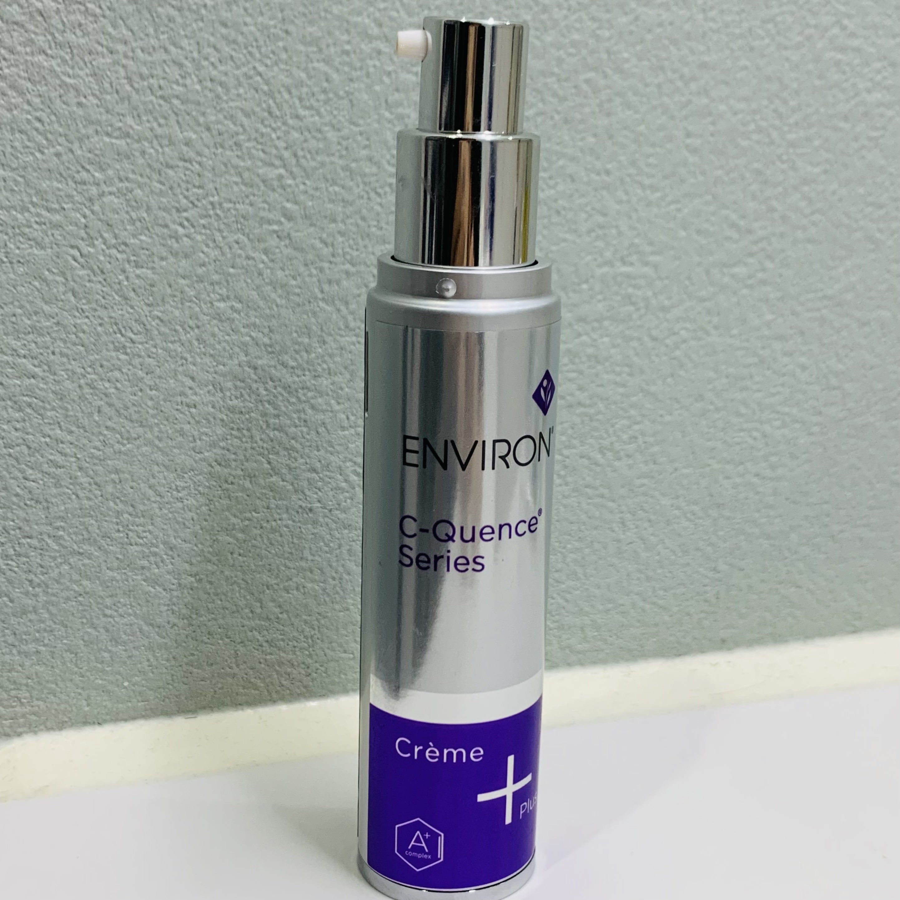 エンビロンシークエンスクリームプラスの使い方 | 安河内程子