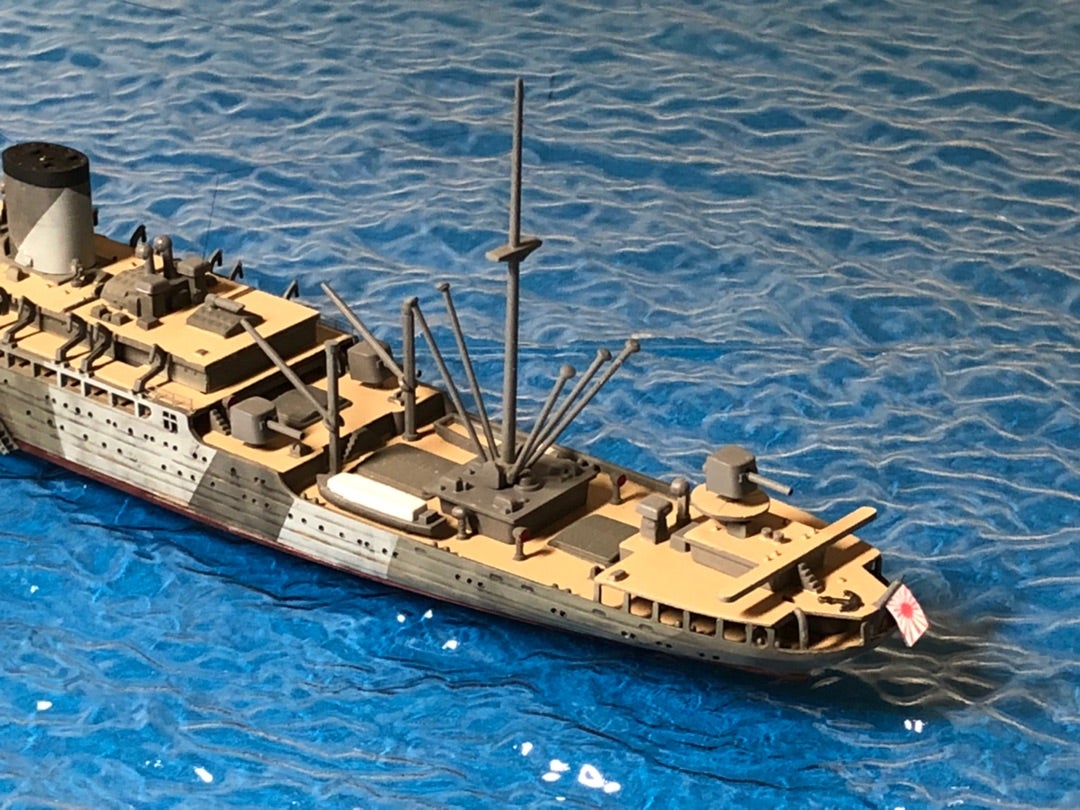 ハセガワ 「日本海軍 特設潜水母艦 平安丸 1/700」完成。 | izu