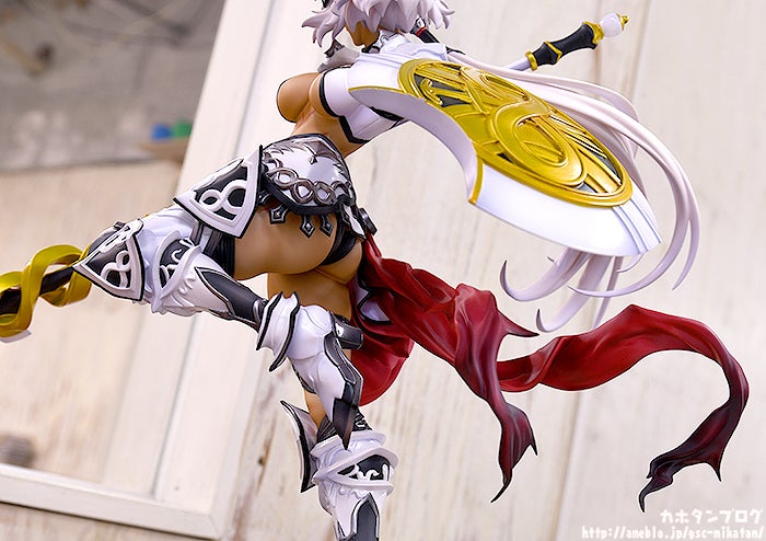 ご予約受付中】1/7スケールフィギュア「ランサー/カイニス」をご紹介