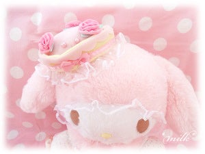 マイメロディ SWEET LOOKBOOK デザインシリーズ＆ゴディバコラボ。*+