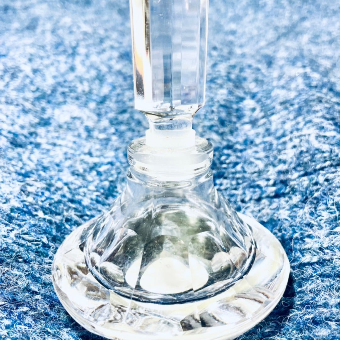 薔薇香水の最高峰 資生堂 ホワイトローズナチュラル | 香りと、養生と