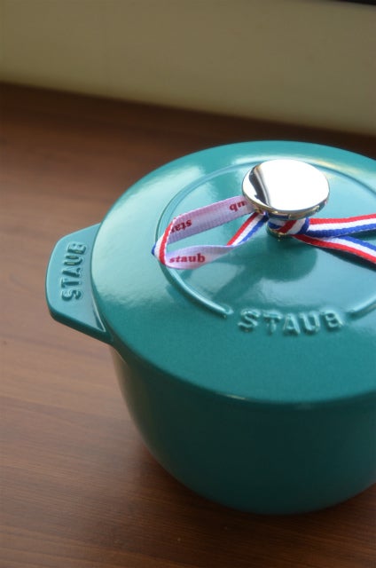 新入りストウブ♪ココットデゴハンMサイズミント色 | ジュンジュンの