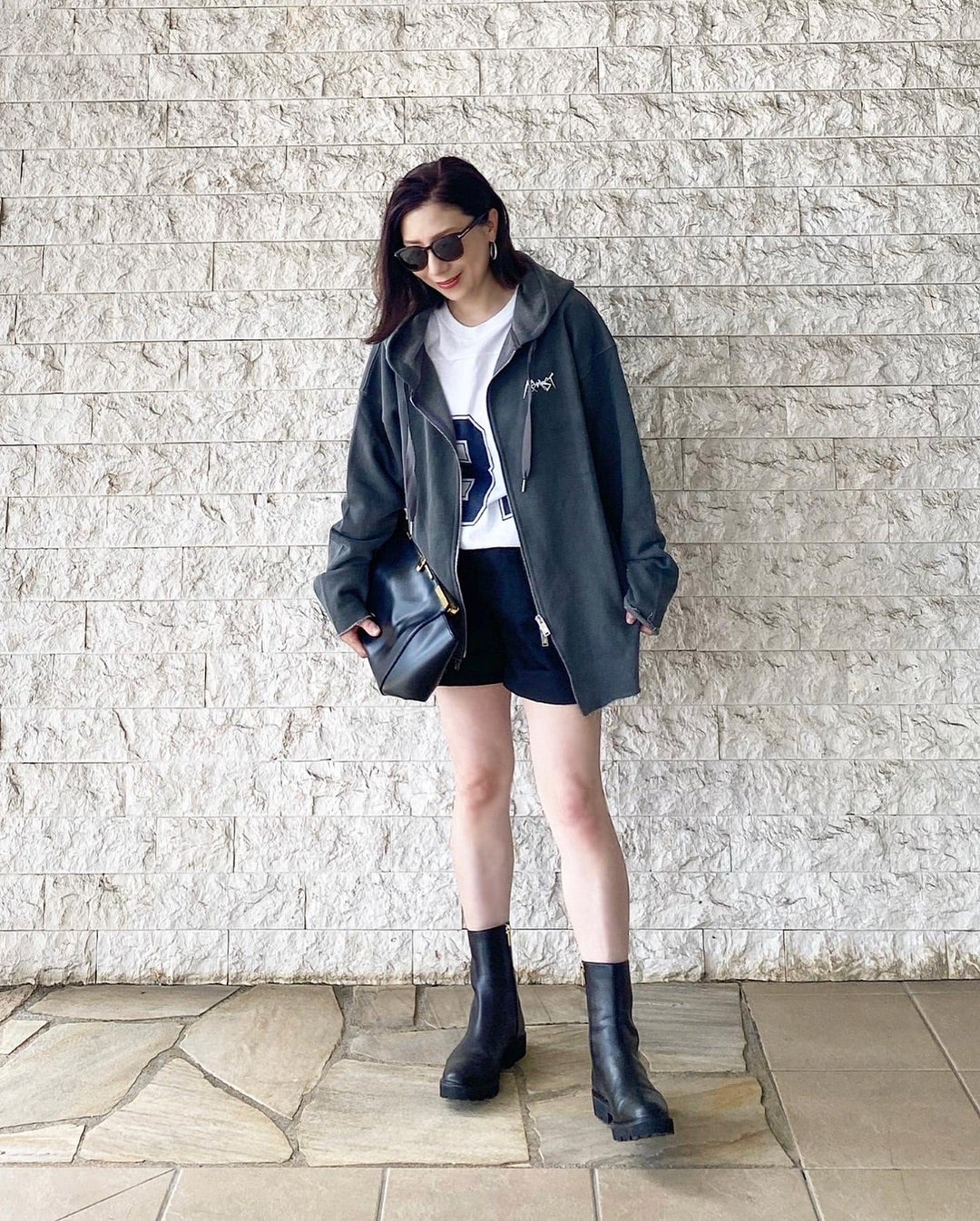 グクがデザインしたフーディでコーデ | Chiyo's favorite