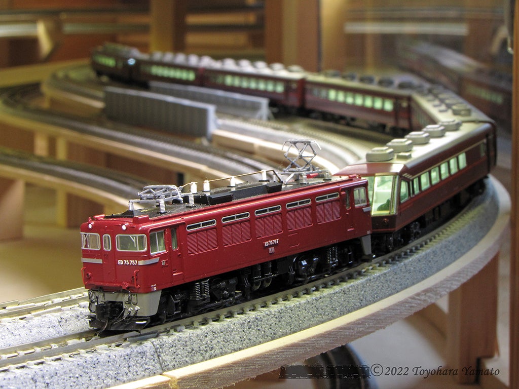 KATO 14系ゆとり 尾灯に存在感を.. | 重単5175 ～鉄道模型と鉄道写真