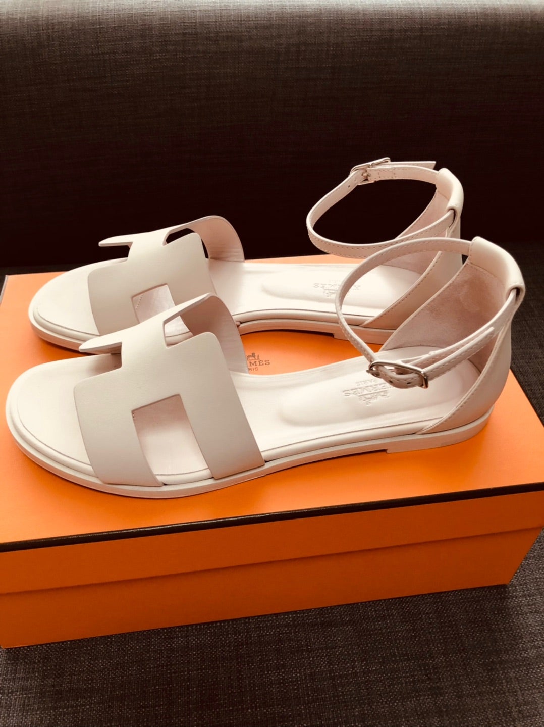 エルメスのサンダルその2 | なつめとお買い物