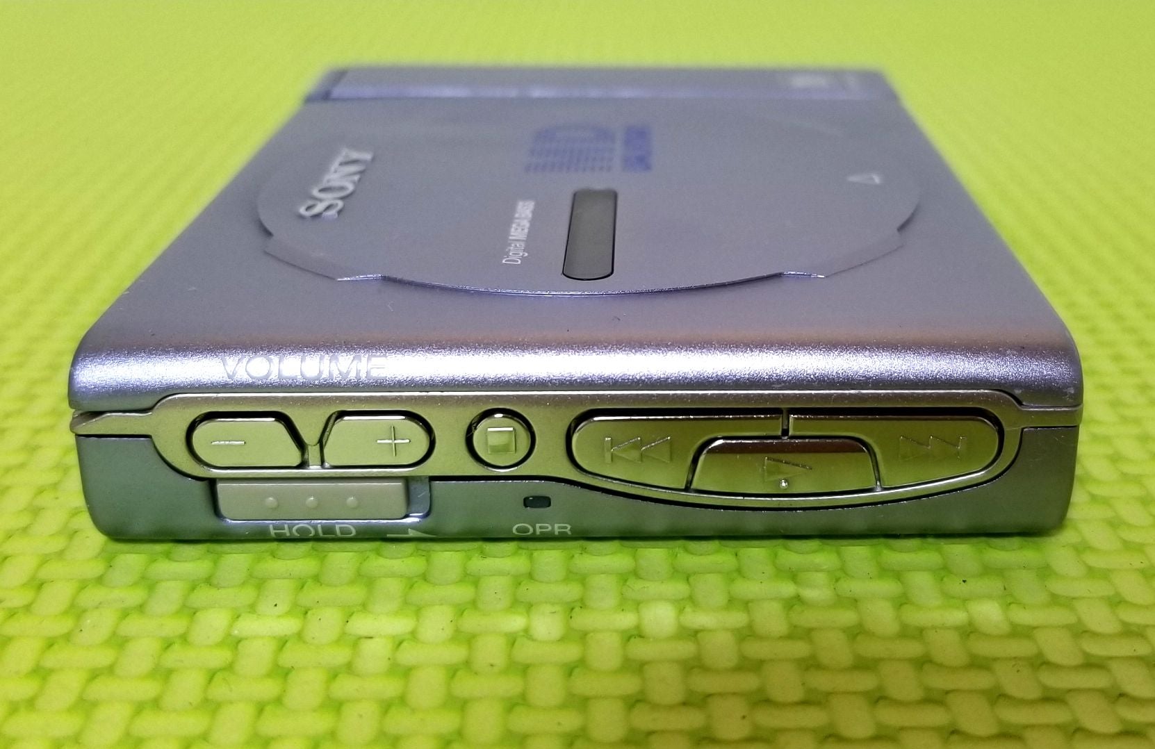 MDポータブルプレーヤー SONY MZ-E25 MDLP非対応 完動品 | 驚愕の高