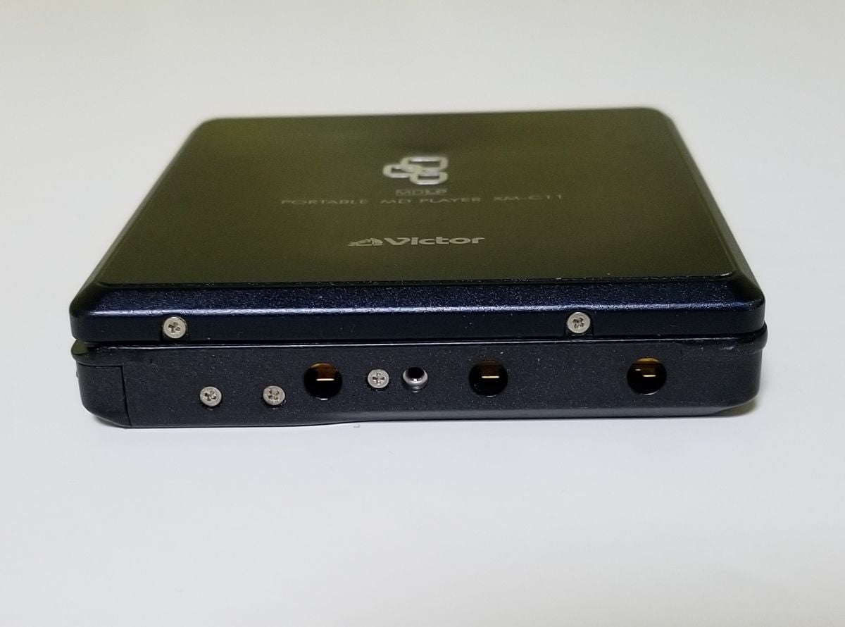 Victor ポータブルMDプレーヤー XM-C11 付属品有り】Victor MD