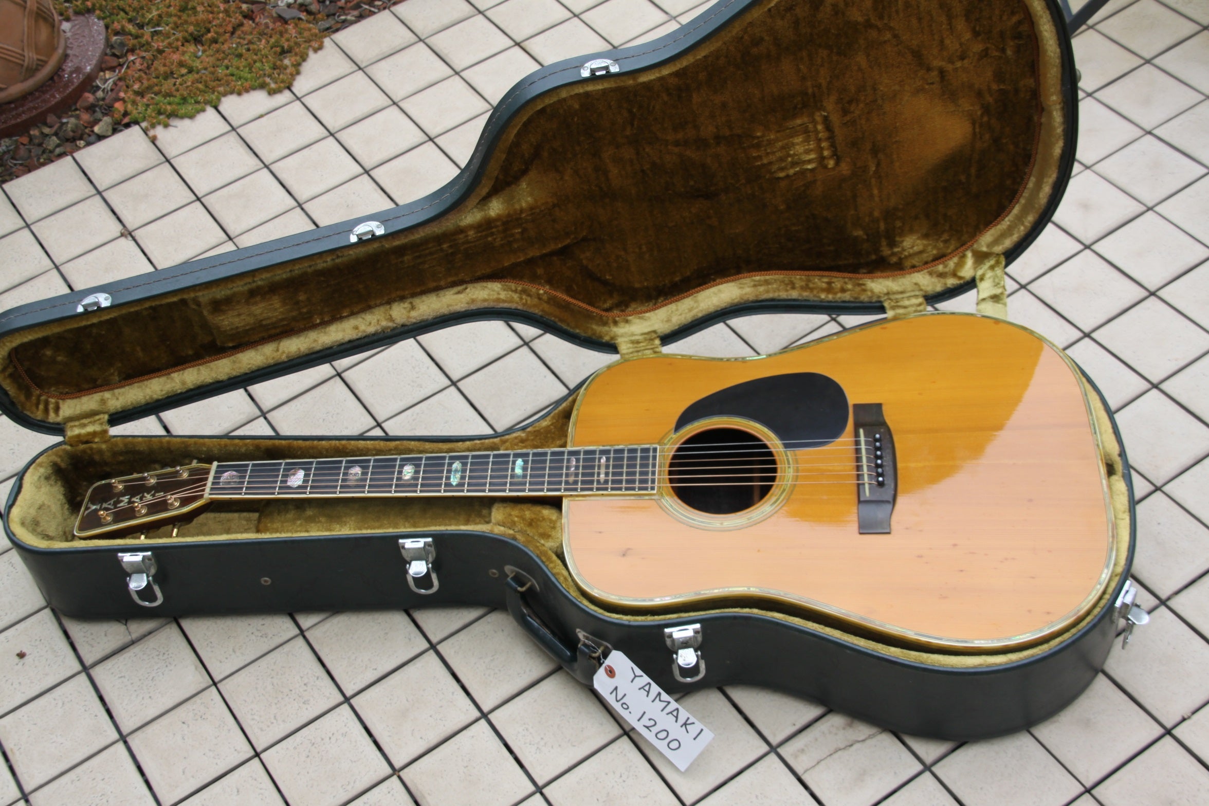 No.69 YAMAKI 1200 1973年頃 | fuku-tama-6251のアコギブログ