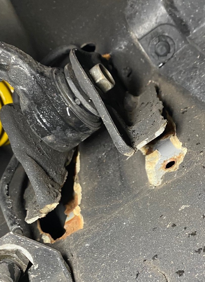 S2000アッパーアーム取り付け部の溶接剝がれについて | ジョイライド