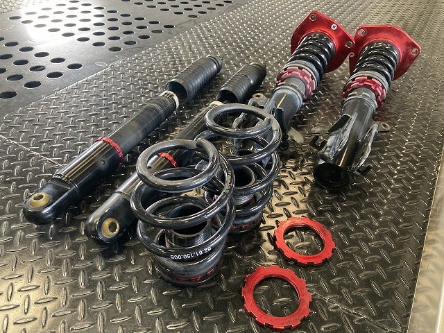 在庫車、Z12キューブ足回りチェンジ。 | SWAPの秘密基地