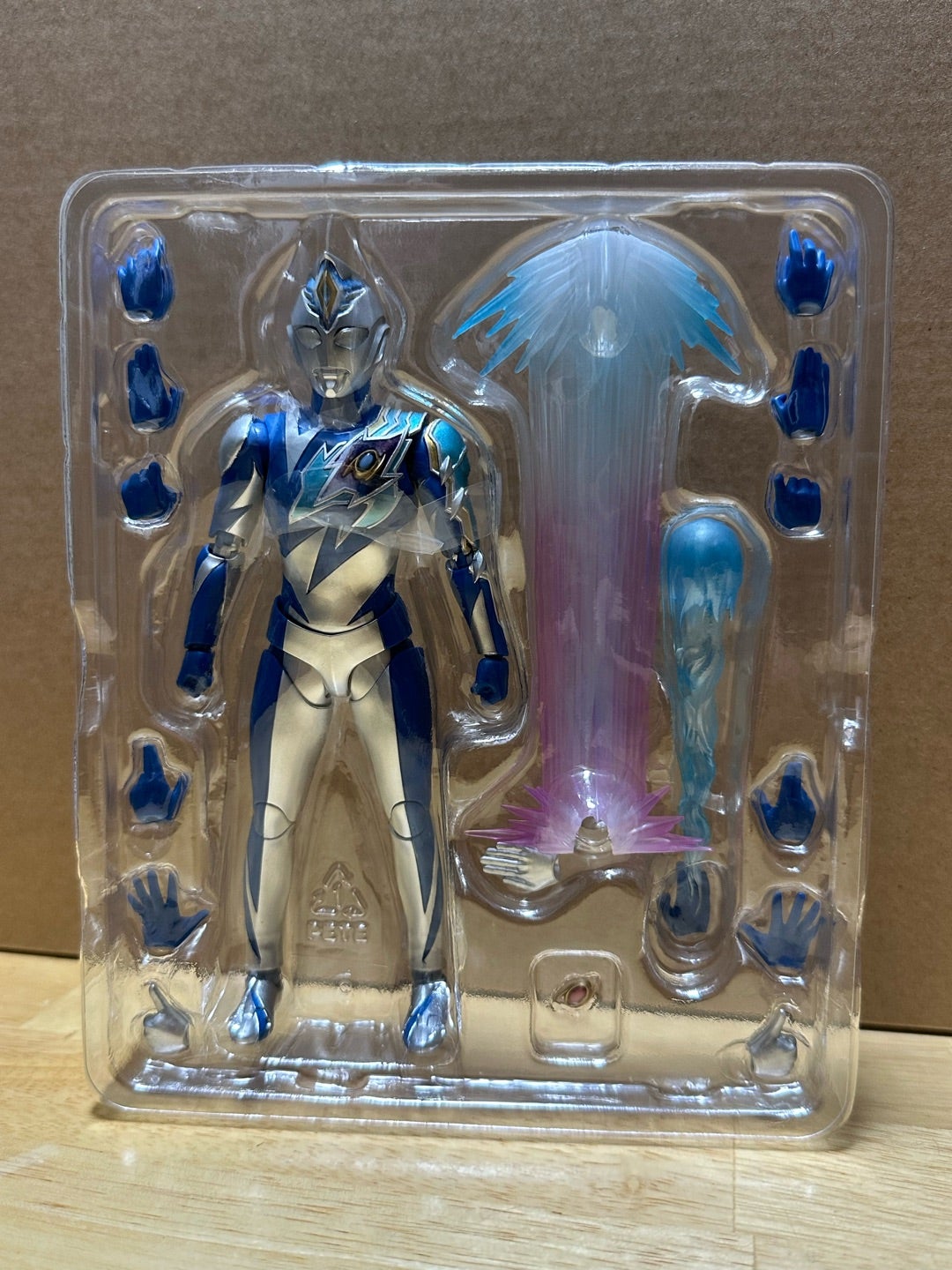 S.H.フィギュアーツ ウルトラマンデッカー ミラクルタイプ | 怪獣玩具