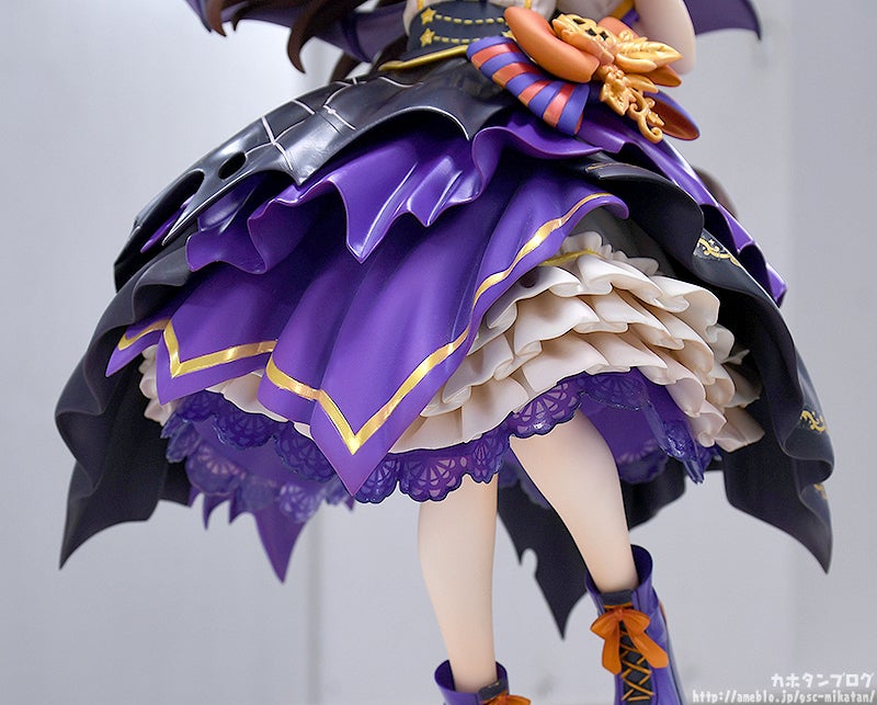 ウマ娘】1/7スケールフィギュア「ライスシャワー～Make up Vampire