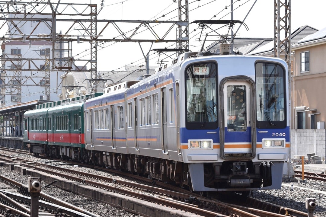 南海】2000系2040F+2200系2208F(天空) 団体臨時列車 2023-10/12