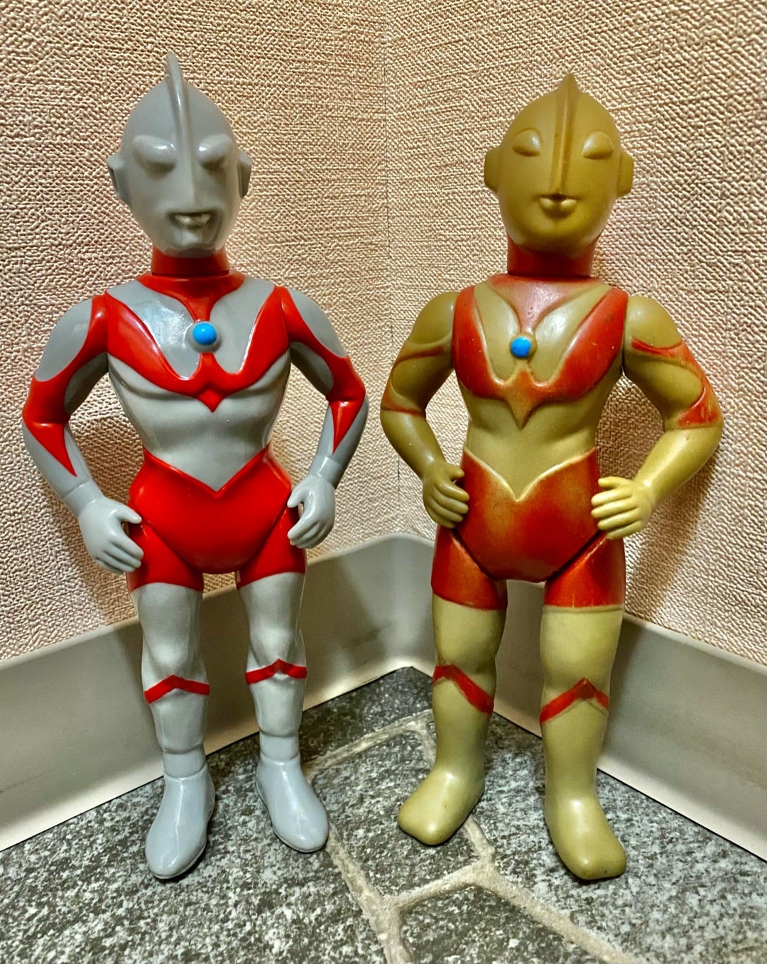 ハンサムタロウエムのウルトラマンと昭和ヴィンテージブルマァクの