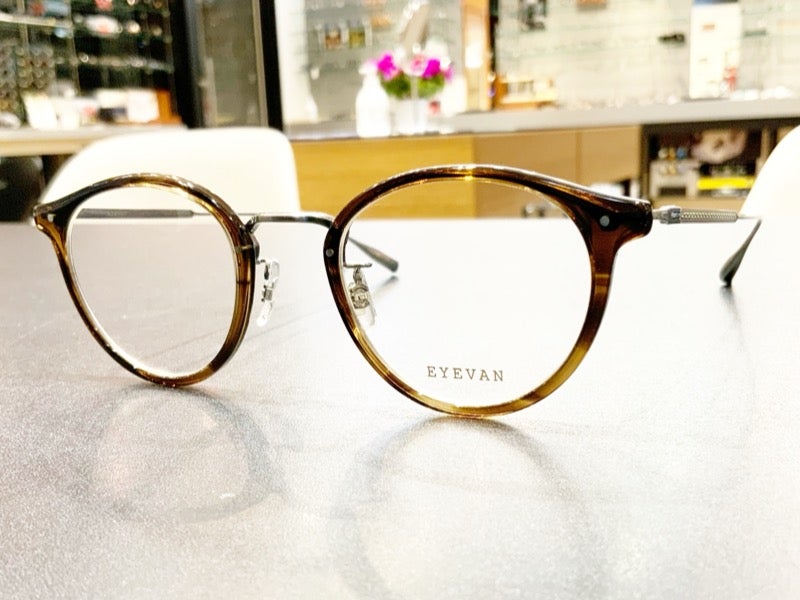 EYEVAN【Acosta】本日入荷いたしました♪ | グラスメイツ