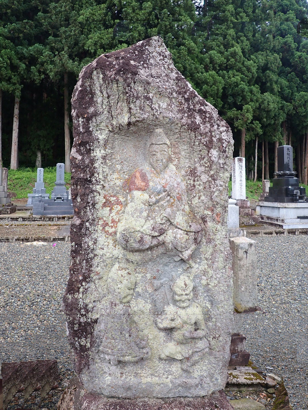 八海山麓南魚沼の石仏と彫刻 | 降っても晴れても