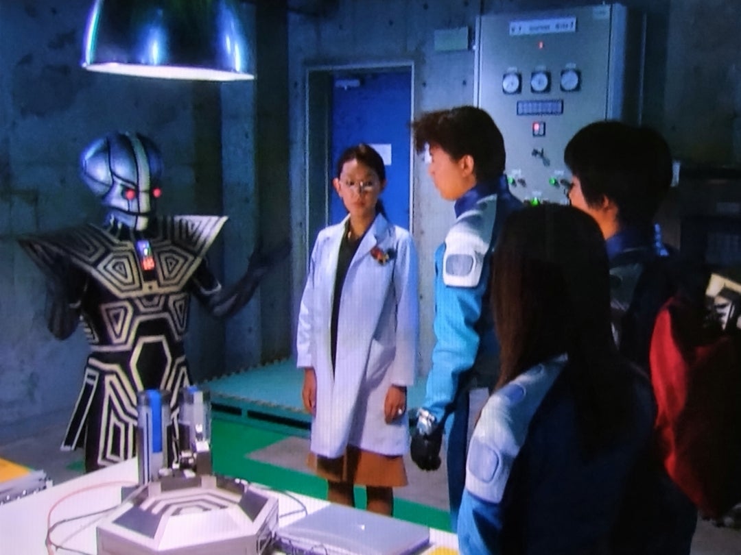 ウルトラマンコスモス】第44話「ギギVSゴン」 | てーとくの、アクマな