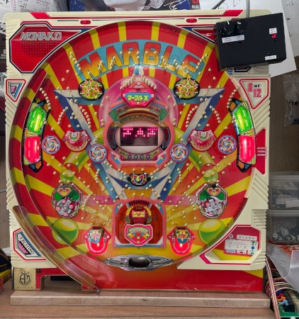 レトロセル卓上：マーブルX（奥村モナコ）旧要件機 | 名古屋のパチンコ