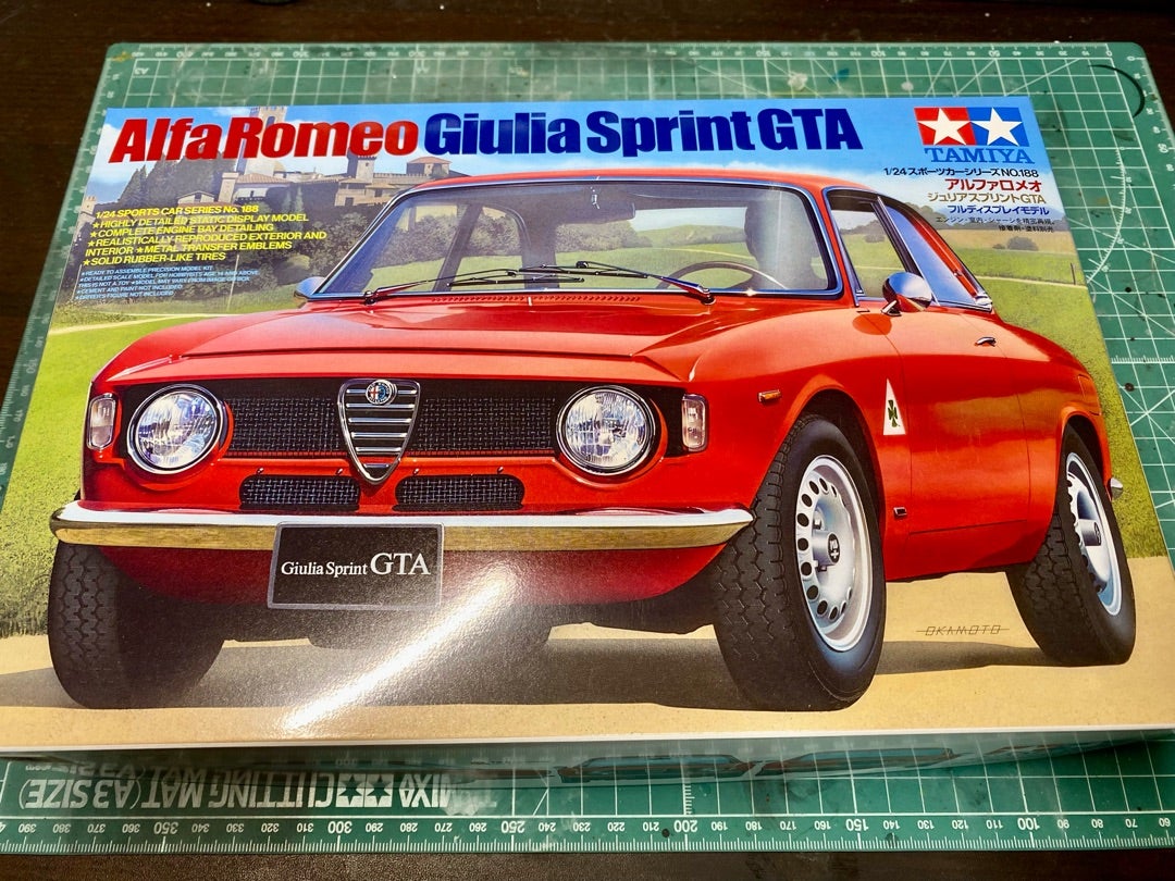 タミヤ 1/24 アルファロメオ ジュリアスプリント GTA 製作記① | 今日