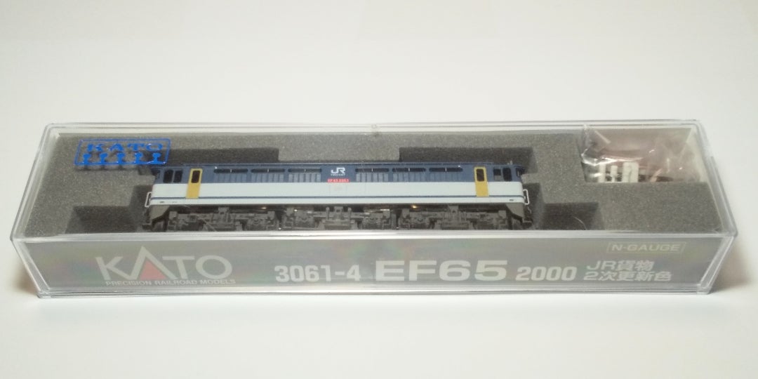 KATO EF65 2000 JR貨物2次更新色 入線‼️ (品番3061-4) | oketa-mokei