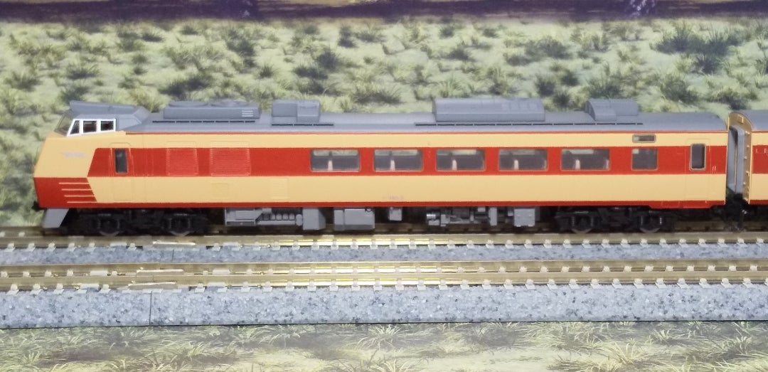 TOMIX 国鉄 キハ183-100系特急ディーゼルカー基本セット 入線‼️(品番