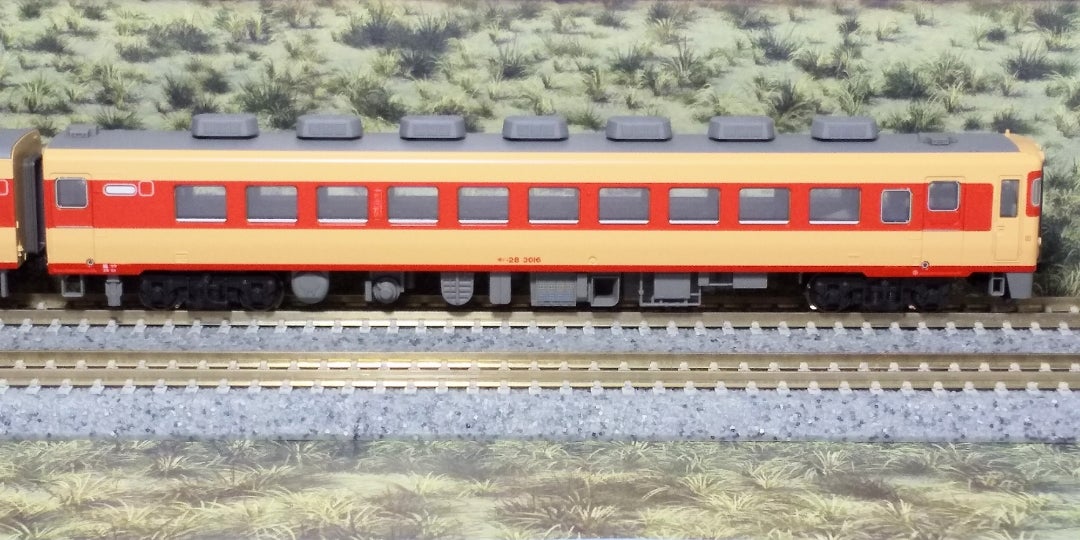 KATO キハ58系(パノラミックウインドウ)4両セット 入線‼️その➀(品番