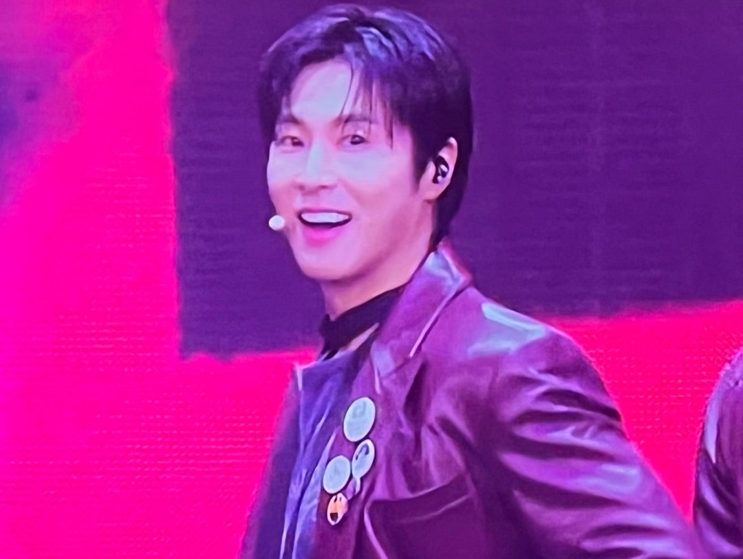 東方神起⭐️ユンホ⭐️SMT海外公演へ⭐️ユノロス⭐️介助犬グッズ