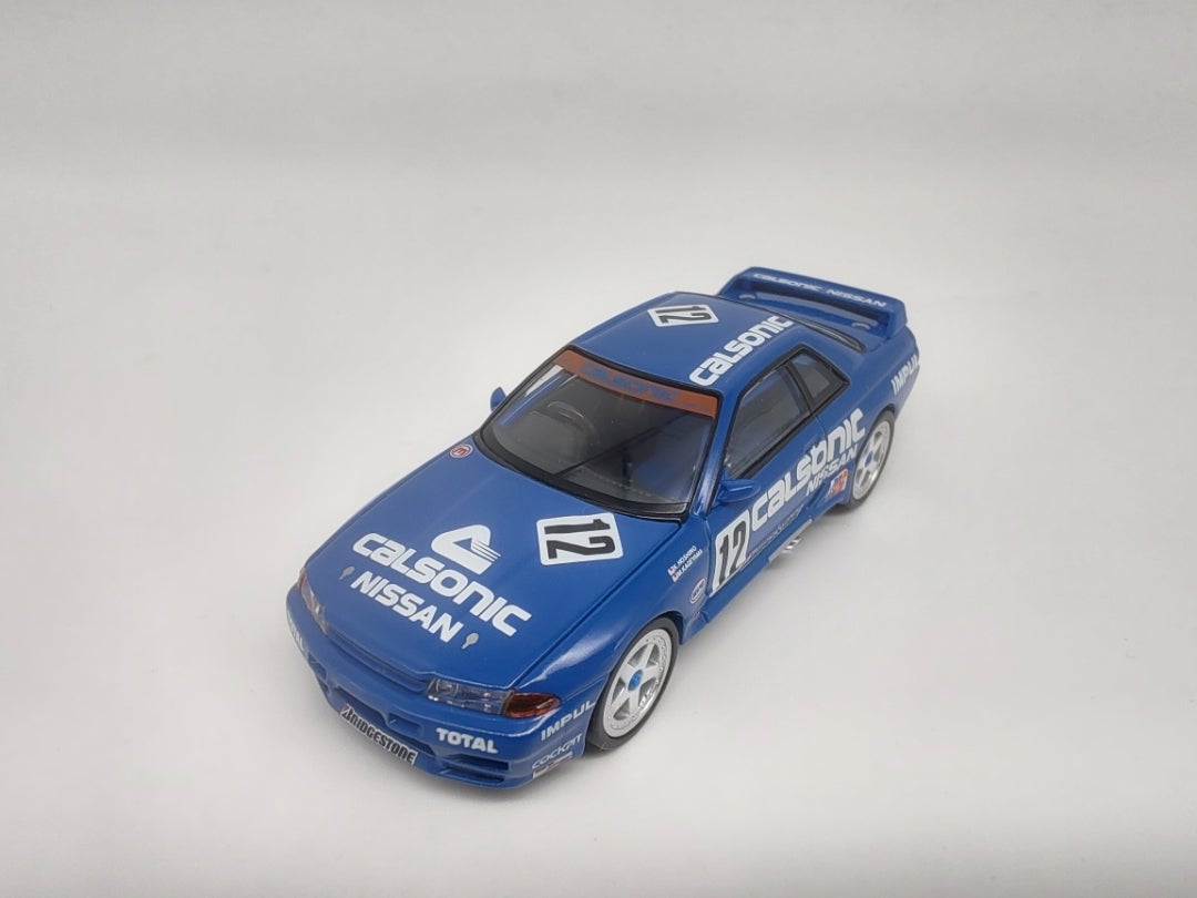 トミカ】リミテッドヴィンテージNEO カルソニック スカイラインGT-R(93