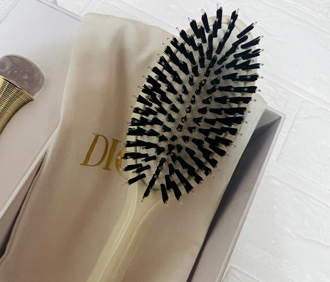 Dior プラチナ会員 バースデーギフト 中身｜2025年の特典内容と到着の